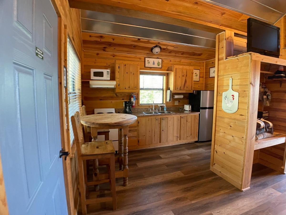 فريدريكسبيرغ Walnut Canyon Cabins المظهر الخارجي الصورة